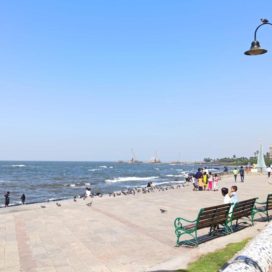 Cozy Private Ac Studio By The Sea Bandstand Bandra W Mumbai Nr Taj Lands End Lejlighed Eksteriør billede