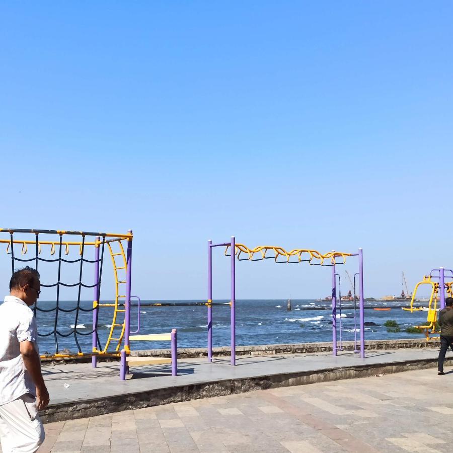 Cozy Private Ac Studio By The Sea Bandstand Bandra W Mumbai Nr Taj Lands End Lejlighed Eksteriør billede