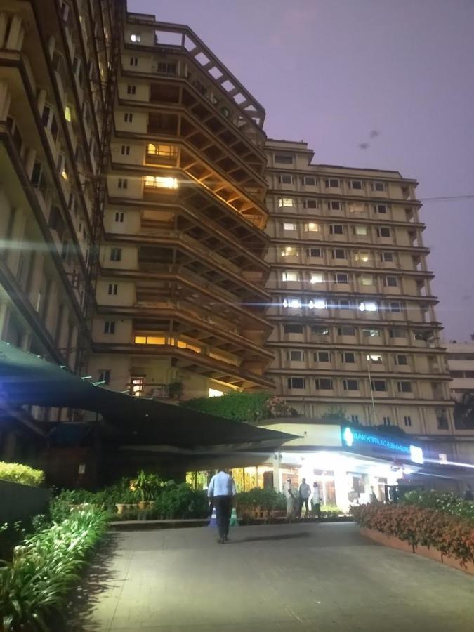 Cozy Private Ac Studio By The Sea Bandstand Bandra W Mumbai Nr Taj Lands End Lejlighed Eksteriør billede