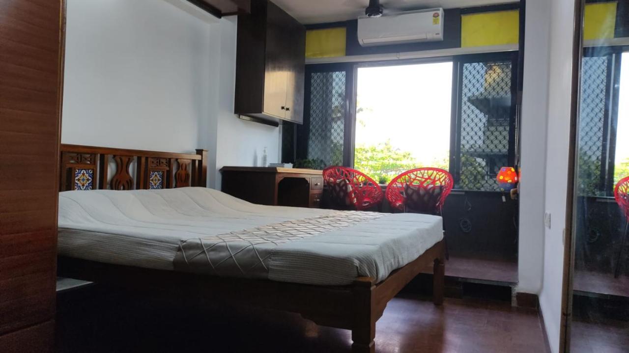 Cozy Private Ac Studio By The Sea Bandstand Bandra W Mumbai Nr Taj Lands End Lejlighed Eksteriør billede