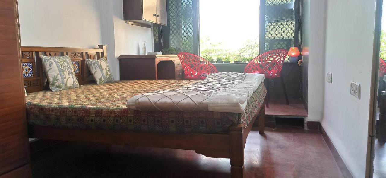 Cozy Private Ac Studio By The Sea Bandstand Bandra W Mumbai Nr Taj Lands End Lejlighed Eksteriør billede